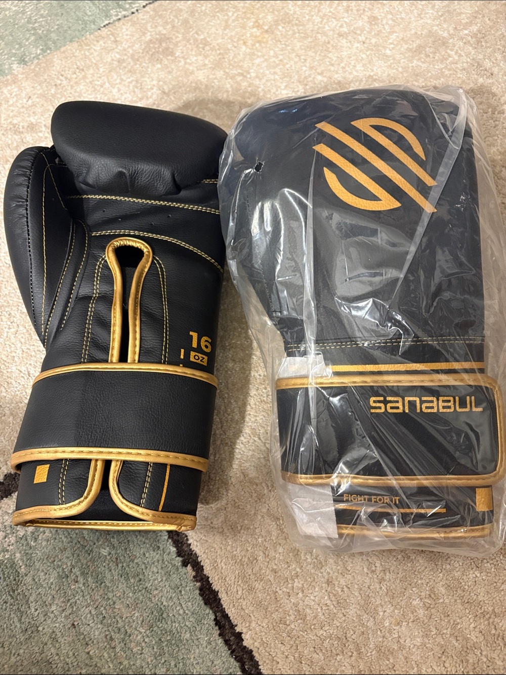 NEW Sanabul 🥊 Boxing Gloves 16oz - Picture 2 of 4